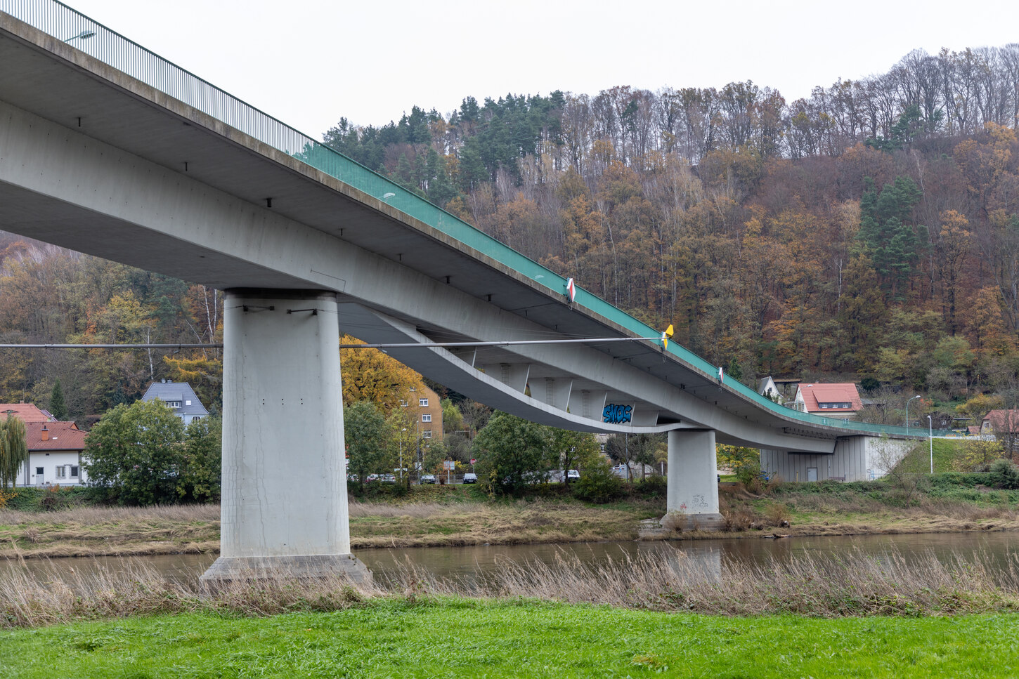 Brücke der B 172 in Bad Schandau über die Elbe