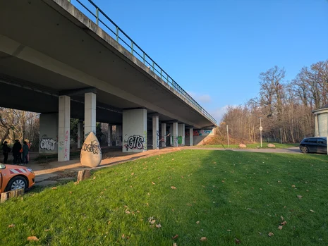 Agrabrücke der B 2 bei Leipzig